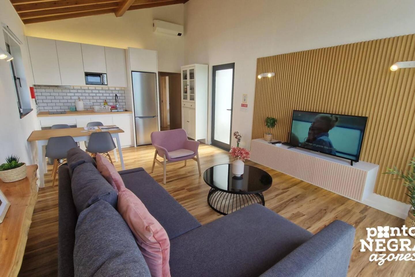 Photography House By Pontanegraazores Altares Buitenkant foto