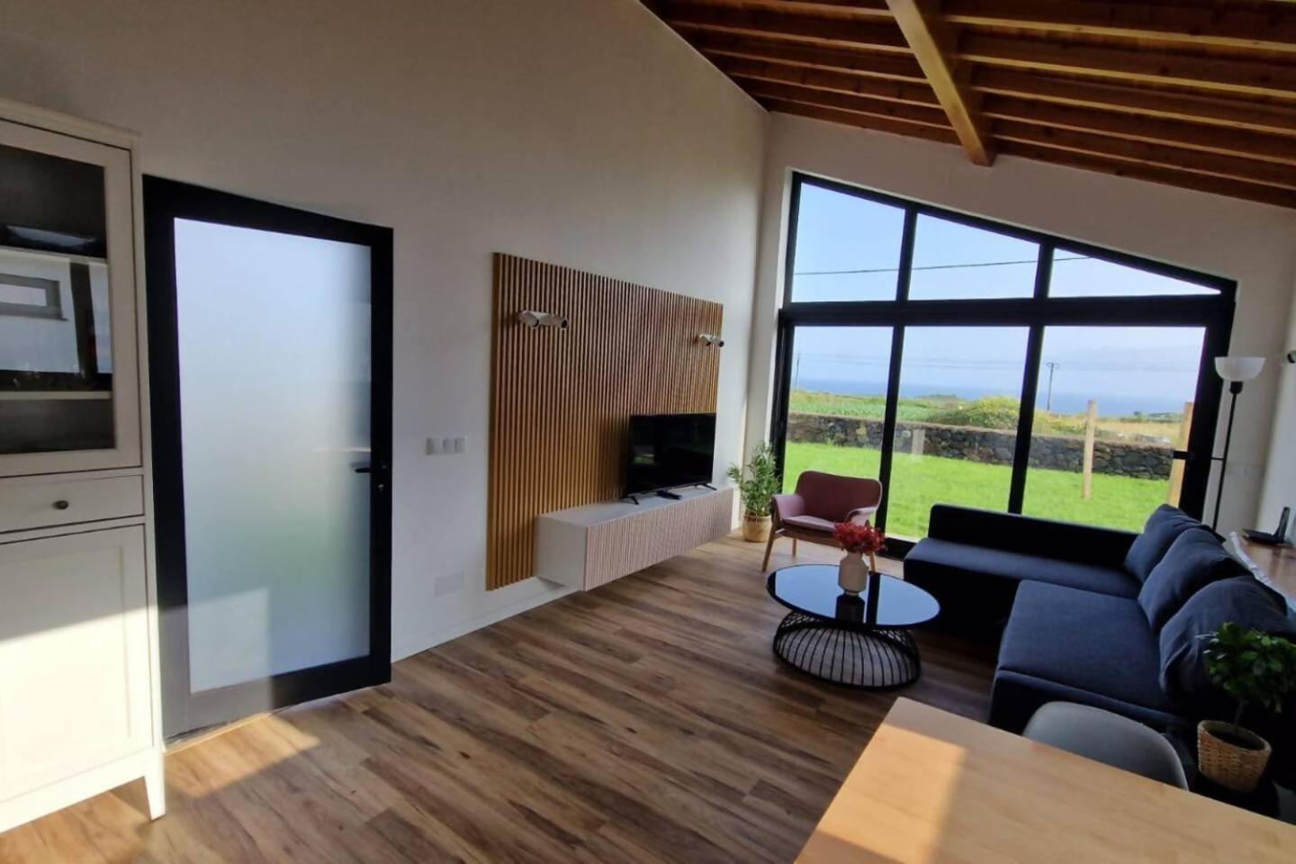 Photography House By Pontanegraazores Altares Buitenkant foto