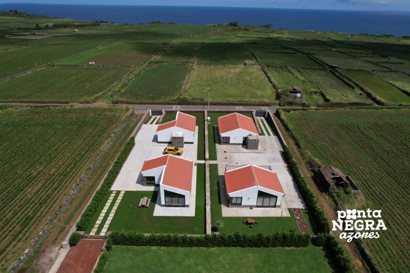 Photography House By Pontanegraazores Altares Buitenkant foto